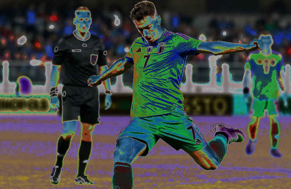 The No.7 Succession: Ronaldo's Bench, Leão's Shirt, and a Story Without Paperwork The No.7 Succession: Ronaldo's Bench, Leão's Shirt, and a Story Without Paperwork