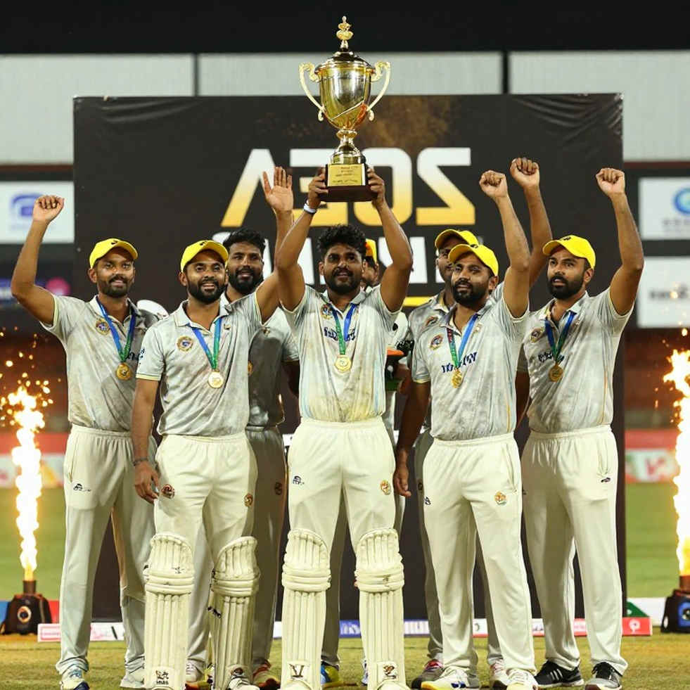 মাঝের ওভারগুলোর জ্যামিতি: টি-টোয়েন্টি টুর্নামেন্ট আসলে ষোড়শ ওভারে হারায়