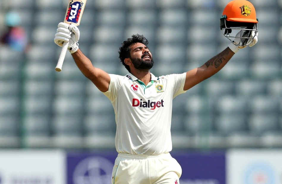 অ্যাডিলেডের ৪২২ তাড়া: ওভার, আইন আর বৃষ্টির হিসাবে দক্ষিণ অস্ট্রেলিয়ার আসল সমীকরণ