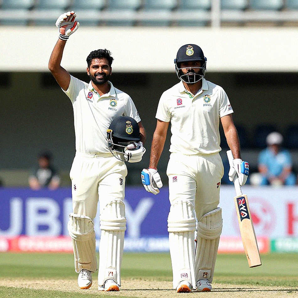 ভাড়া করা শহরে ঘরের মাঠ: উপসাগরের স্ট্যান্ডে এশিয়ার ক্রিকেট-স্মৃতি ভাড়া করা শহরে ঘরের মাঠ: উপসাগরের স্ট্যান্ডে এশিয়ার ক্রিকেট-স্মৃতি