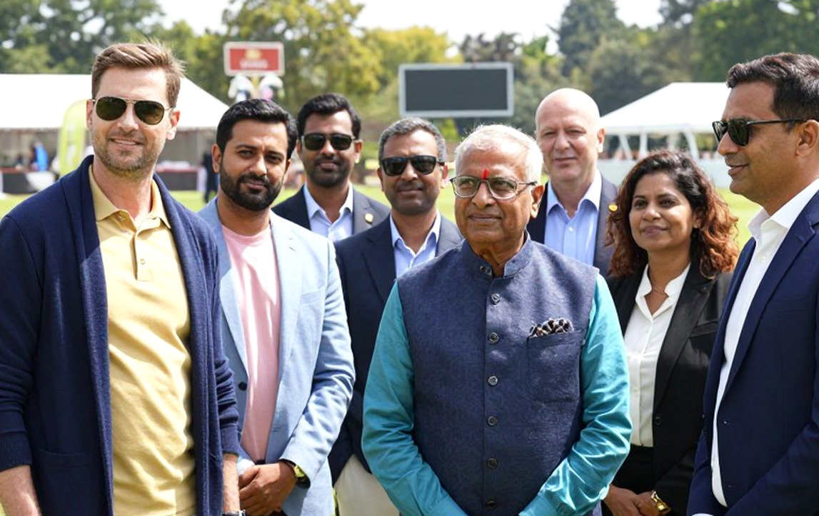 বৃষ্টি, আট রান আর একটি টান পড়া পা: এশিয়ার ক্রিকেটের আসল প্রতিপক্ষ কে? বৃষ্টি, আট রান আর একটি টান পড়া পা: এশিয়ার ক্রিকেটের আসল প্রতিপক্ষ কে?