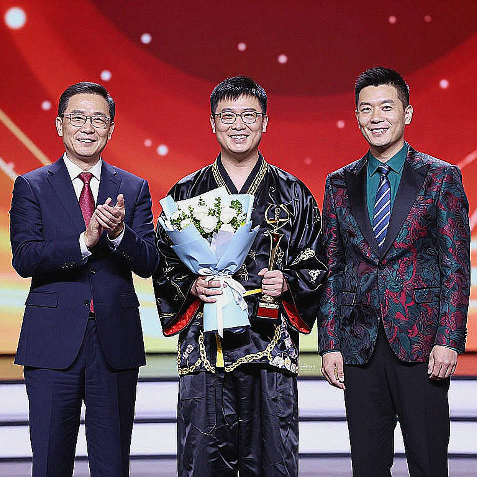 The Downbeat of Silence: Duong Thuy Vi's Sword, Spear and the Twelve-Year Gap in Nagoya The Downbeat of Silence: Duong Thuy Vi's Sword, Spear and the Twelve-Year Gap in Nagoya